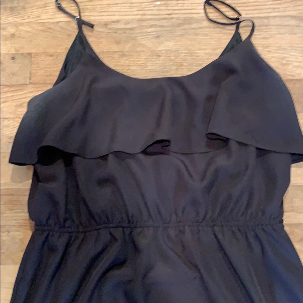 BCBG Generation Ruffle Dress 🖤🖤 - Picture 2 of 4